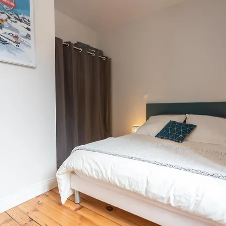 Apartament Au Dessus Des Toits